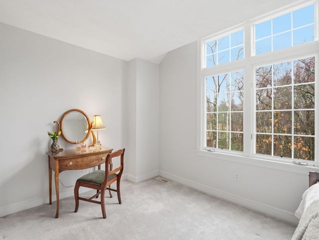 51 Colonial Ave, North Andover, MA 01845