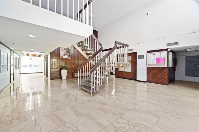 17890 W Dixie Hwy 603, North Miami Beach, FL 33160