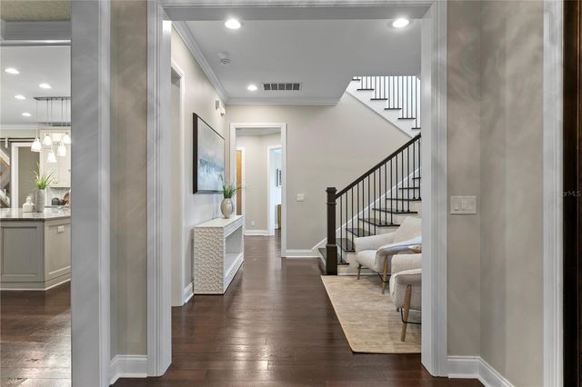 5016 W EVELYN DRIVE, Tampa, FL 33609