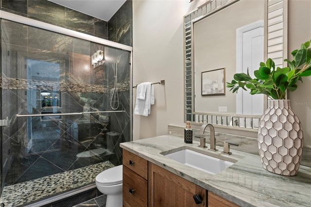 5016 W EVELYN DRIVE, Tampa, FL 33609