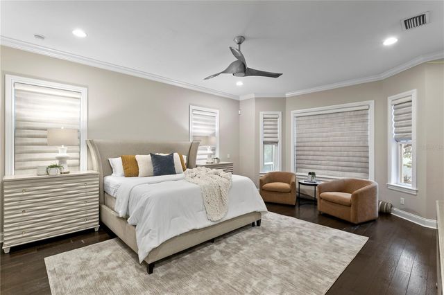 5016 W EVELYN DRIVE, Tampa, FL 33609