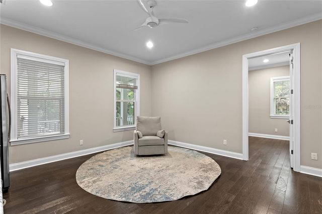 5016 W EVELYN DRIVE, Tampa, FL 33609