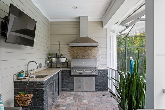 5016 W EVELYN DRIVE, Tampa, FL 33609