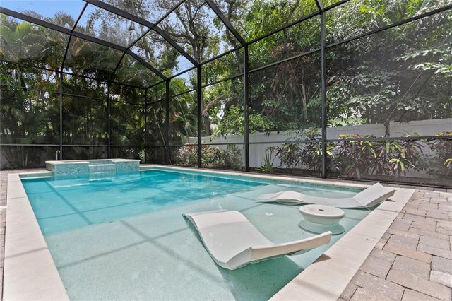 5016 W EVELYN DRIVE, Tampa, FL 33609