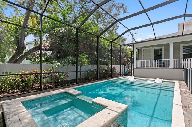 5016 W EVELYN DRIVE, Tampa, FL 33609