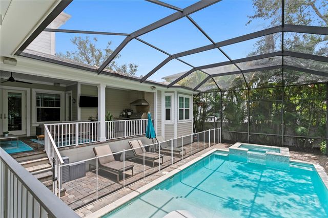 5016 W EVELYN DRIVE, Tampa, FL 33609