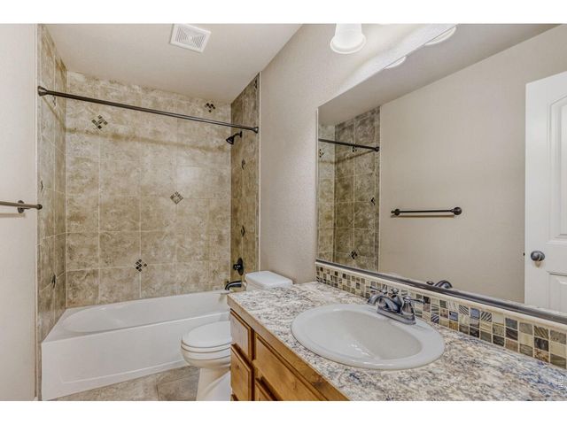 1760 Clear Creek Ct, Windsor, CO 80550