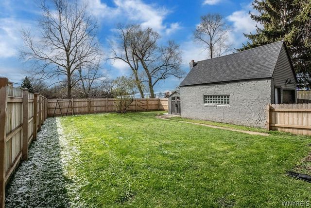 7117 Packard Road, Niagara, NY 14304