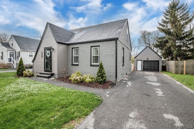 7117 Packard Road, Niagara, NY 14304