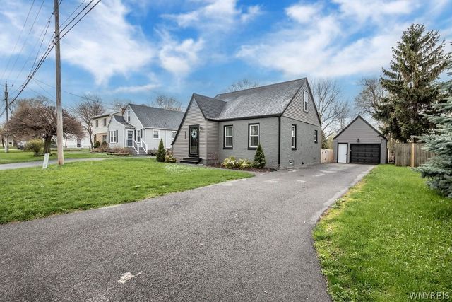 7117 Packard Road, Niagara, NY 14304