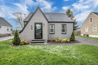 7117 Packard Road, Niagara, NY 14304