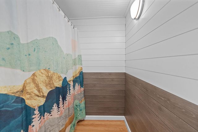 1050 E Locust Street, Springfield, MO 65803