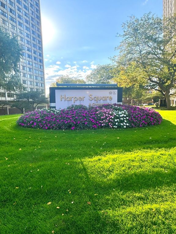 4800 S Lake Park Avenue 306, Chicago, IL 60615 — exterior