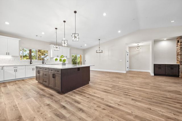 2420 S Secret Ravine Trl, Cool, CA 95614