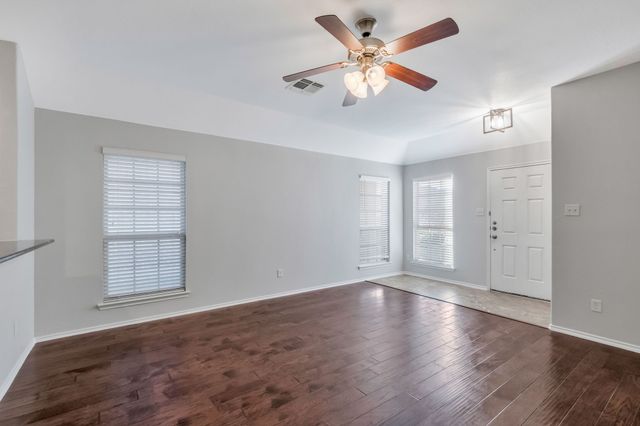 308 Black Bear Drive, Mckinney, TX 75071