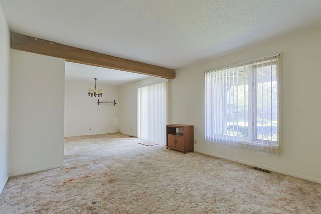 18133 Stoneridge St Apt C, South Bend, IN 46637