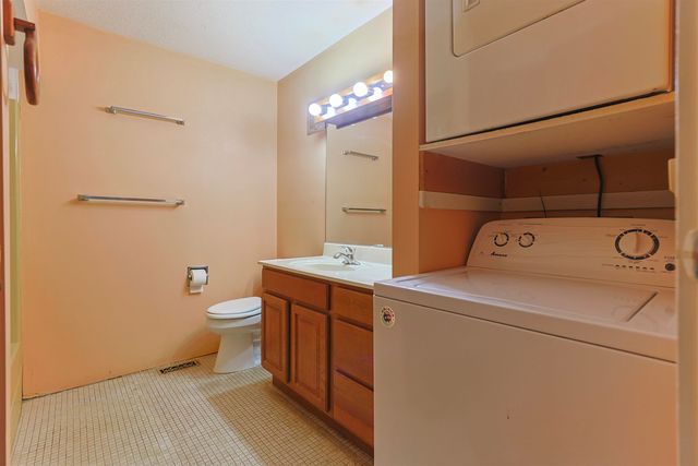 18133 Stoneridge St Apt C, South Bend, IN 46637