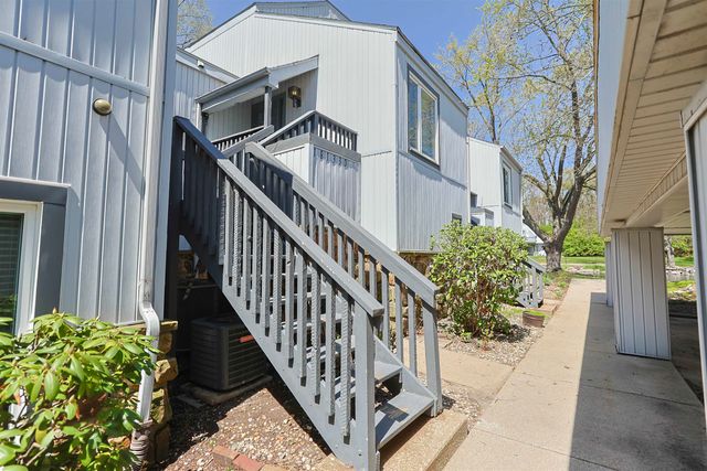 18133 Stoneridge St Apt C, South Bend, IN 46637