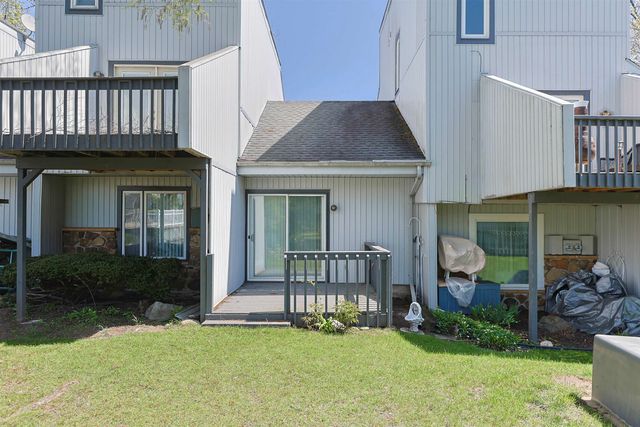 18133 Stoneridge St Apt C, South Bend, IN 46637