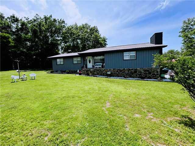 5400 Crestwood Street, Harrison, AR 72601
