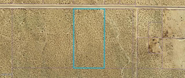 E Avenue T, Sun Village, CA 93543