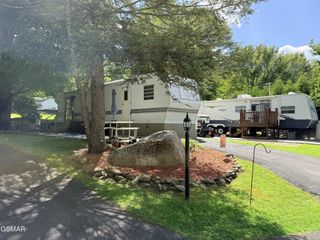 4229 E Parkway, Gatlinburg, TN 37738