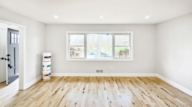 37 Decatur Street, Roosevelt, NY 11575