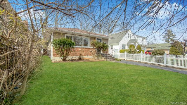 37 Decatur Street, Roosevelt, NY 11575