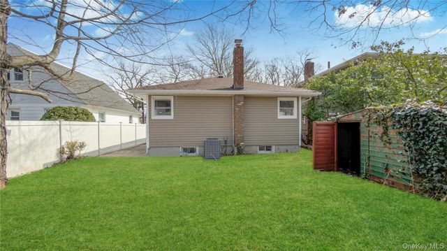 37 Decatur Street, Roosevelt, NY 11575