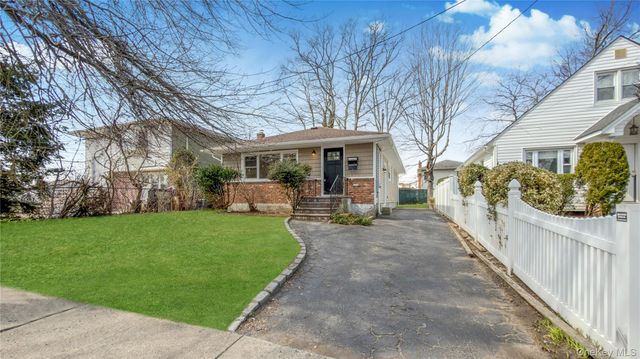 37 Decatur Street, Roosevelt, NY 11575