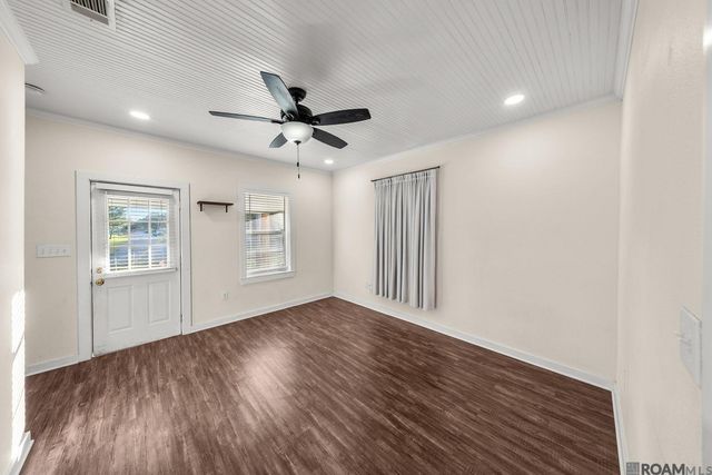 306 Courthouse St, Port Allen, LA 70767