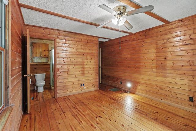 3477 Salem Road, Mineral Bluff, GA 30559