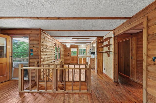 3477 Salem Road, Mineral Bluff, GA 30559