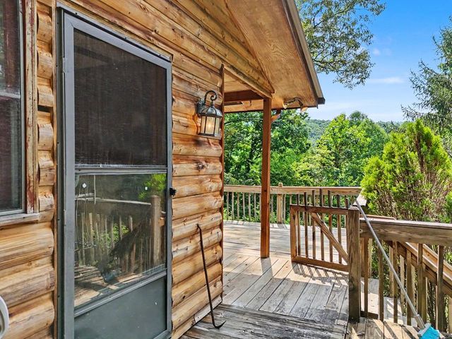 3477 Salem Road, Mineral Bluff, GA 30559