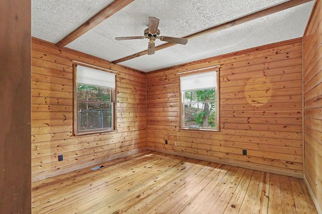3477 Salem Road, Mineral Bluff, GA 30559