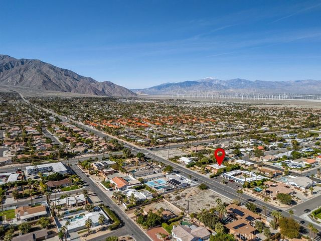 1820 E Racquet Club Road, Palm Springs, CA 92262