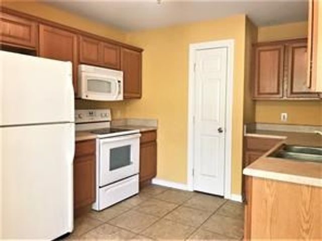 505 W Forest Drive, Rogers, AR 72756