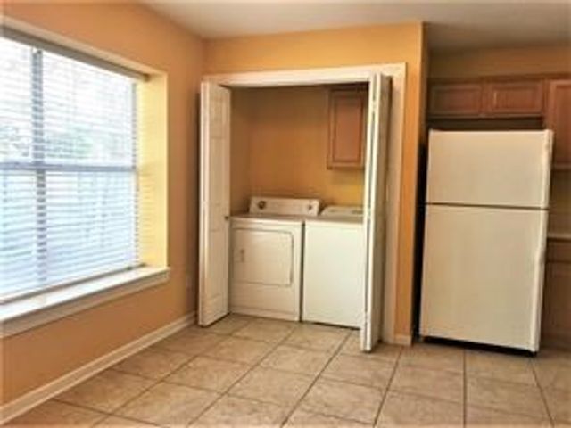 505 W Forest Drive, Rogers, AR 72756