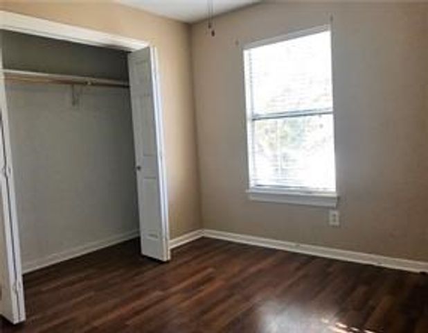 505 W Forest Drive, Rogers, AR 72756