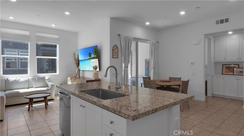 27410 Merlin Pl. 203, Valencia, CA 91381 — photo 2