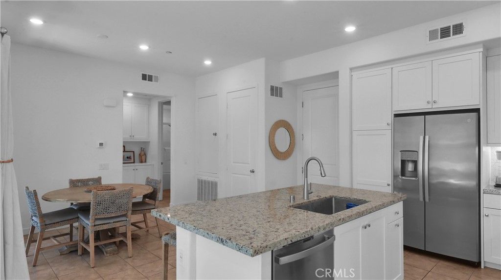 27410 Merlin Pl. 203, Valencia, CA 91381 — photo 3