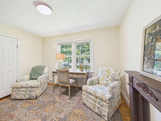 1800 Fairview Boulevard, Winston-salem, NC 27127