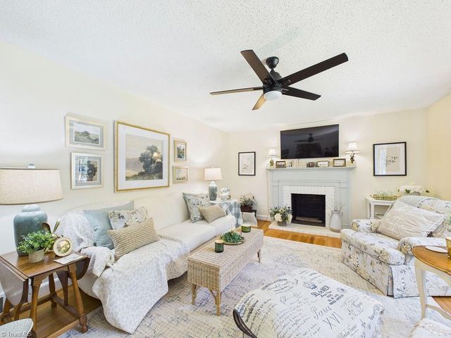 1800 Fairview Boulevard, Winston-salem, NC 27127