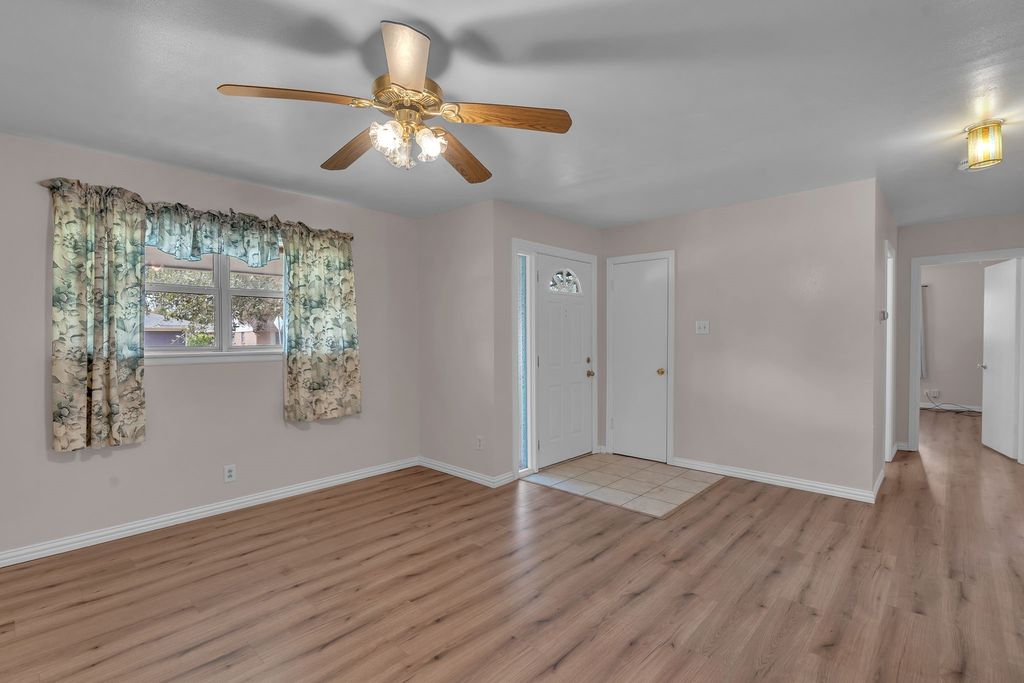 5629 Woodway, Fort Worth, TX 76133 — photo 4