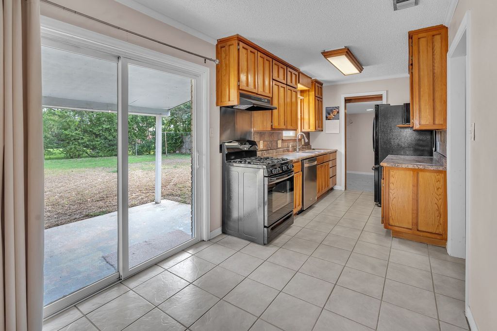 5629 Woodway, Fort Worth, TX 76133 — photo 5