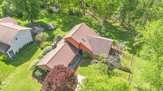 2512 E Rock Creek Drive, Bloomington, IN 47401