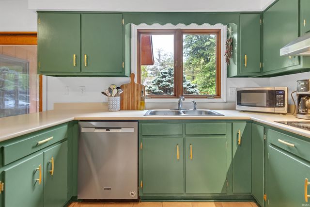 2512 E Rock Creek Drive, Bloomington, IN 47401