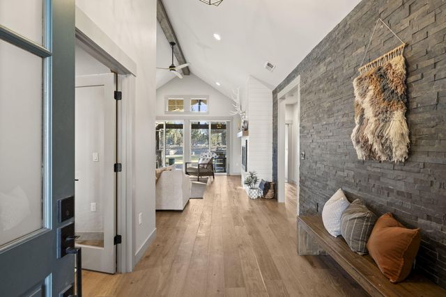 67554 Trout Lane, Bend, OR 97703