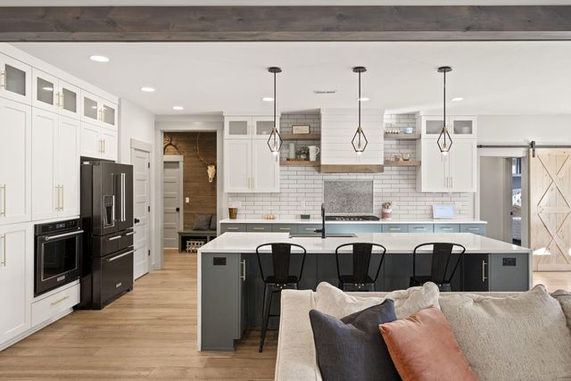 67554 Trout Lane, Bend, OR 97703