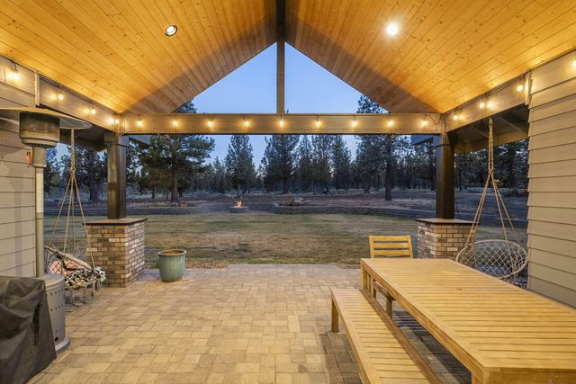 67554 Trout Lane, Bend, OR 97703